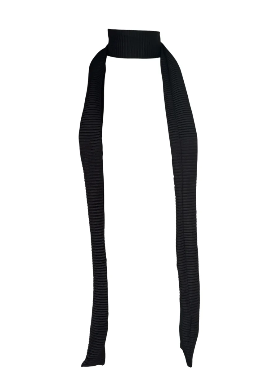 black plissé skinny scarf