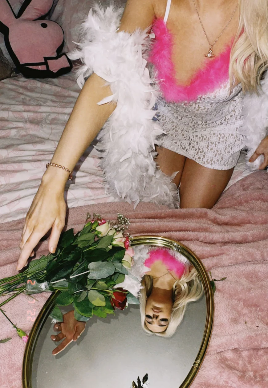 pink fluff nightie - Image 4