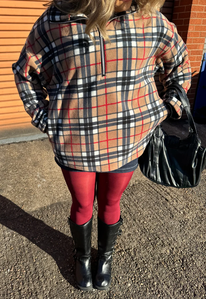 brown check print fleece - Image 4