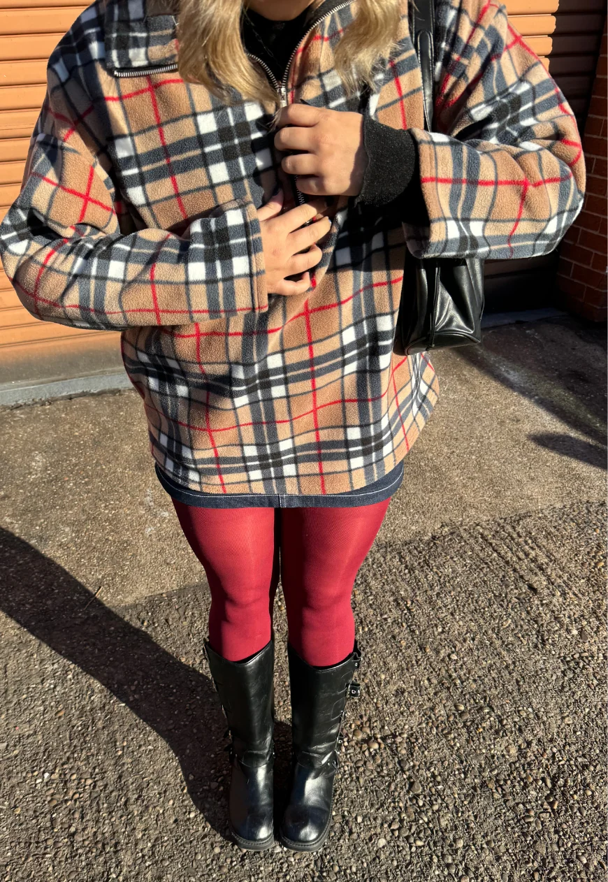 brown check print fleece - Image 5