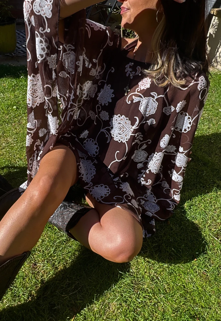dark brown flower mesh poncho - Image 3