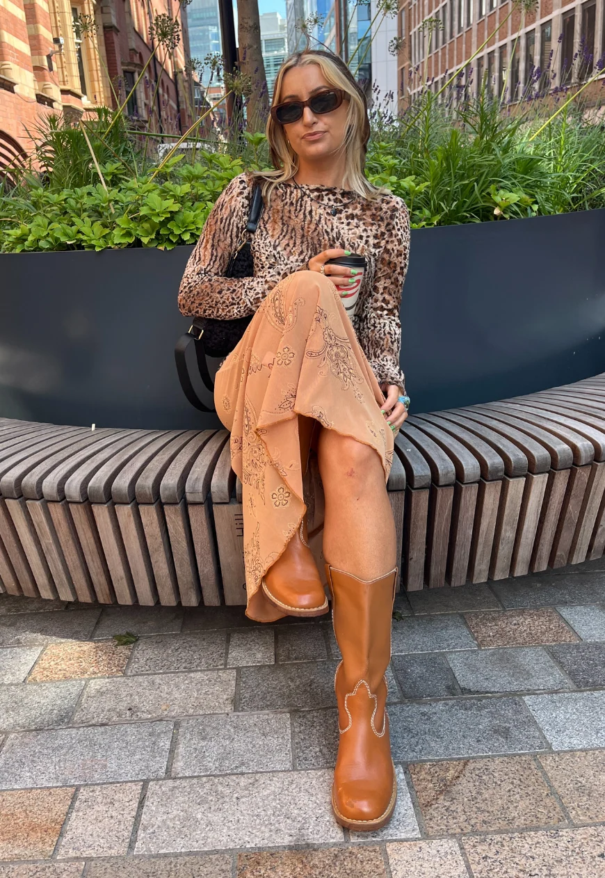 caramel paisley half lined mesh skirt - Image 3