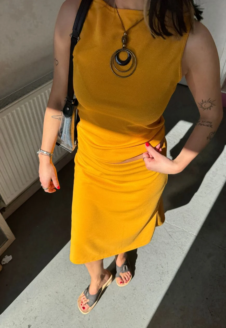 yellow midi skirt - Image 4